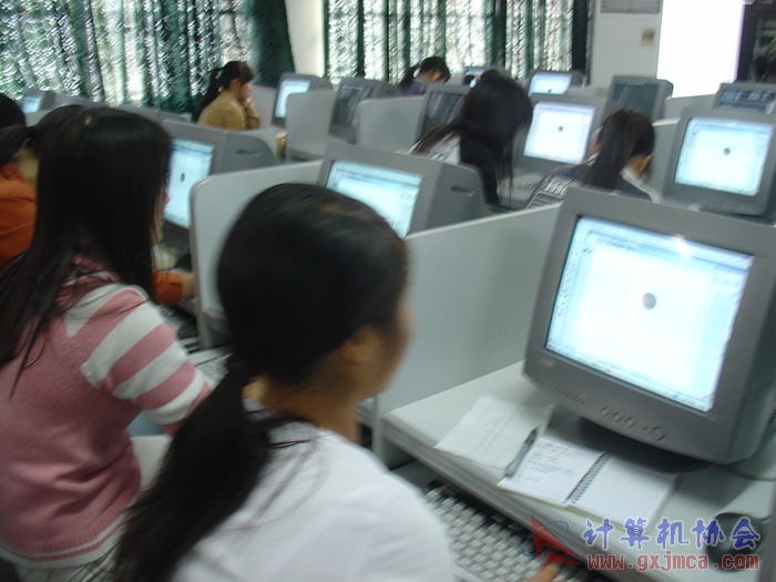 071121CAHD02.JPG