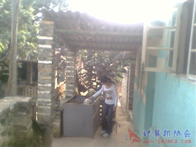 071118CA2696.jpg