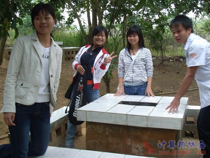 071118CA0957.JPG