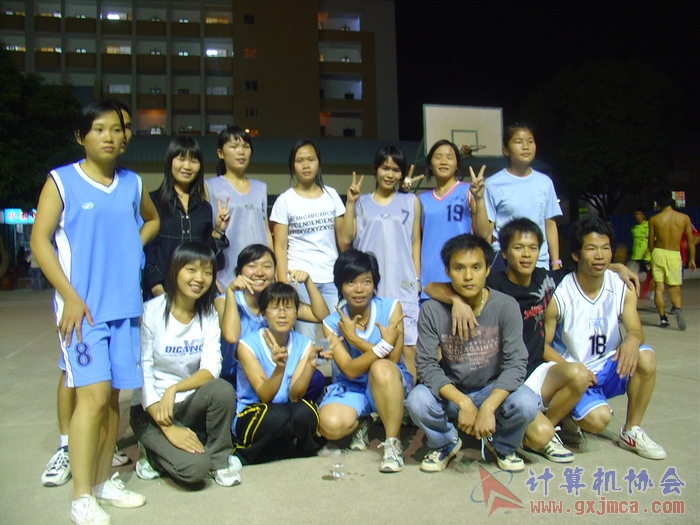 071122CALQ85.JPG