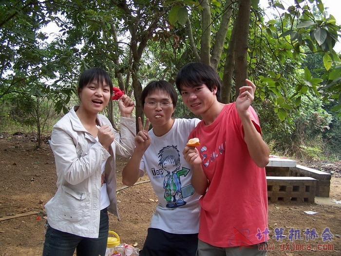 071118CA2513.jpg