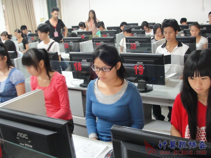 121018capx09.JPG