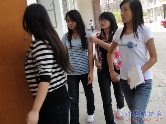 121018cahy08.JPG