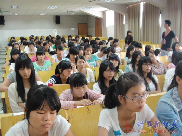 121018cahy18.JPG