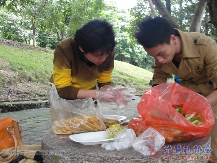 121202cagb002.JPG