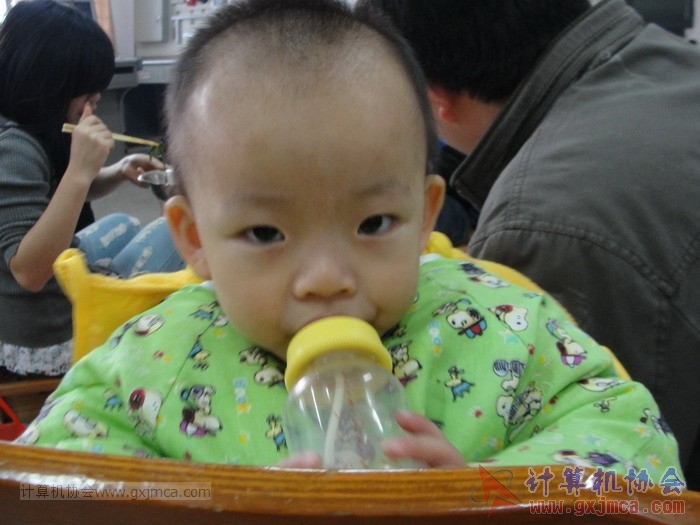 121202cagb180.JPG