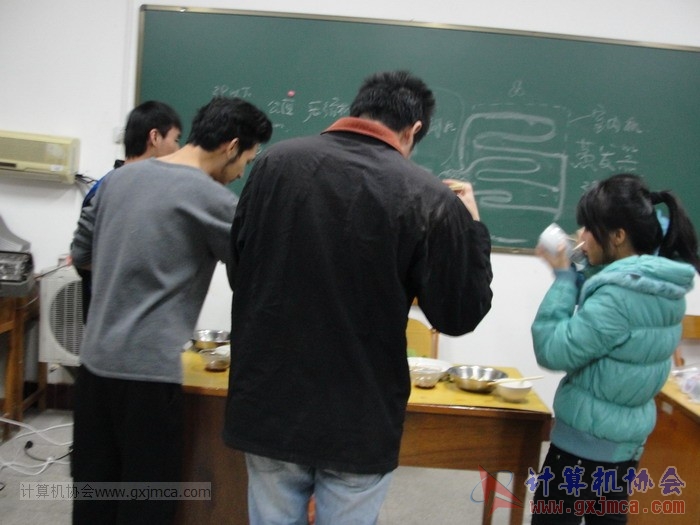 121202cagb186.JPG