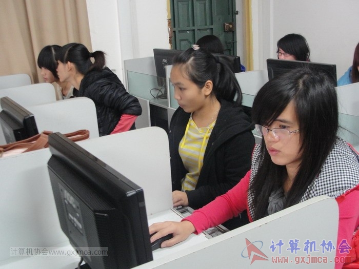 121212px35.JPG