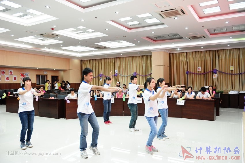 130614bzn1975.JPG