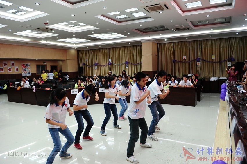 130614bzn1983.JPG