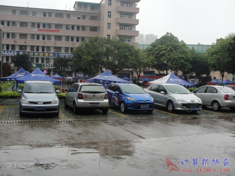 130927zx6796.JPG
