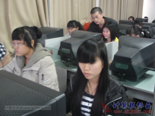 131211px32.JPG