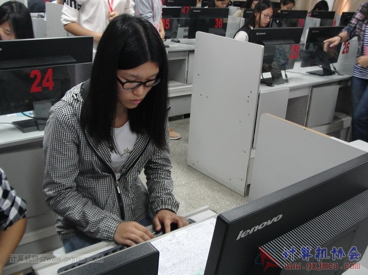 151105jn100.JPG