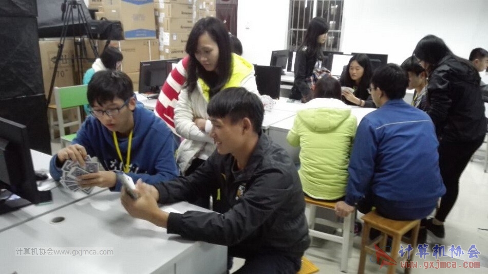 151204pk81.jpg