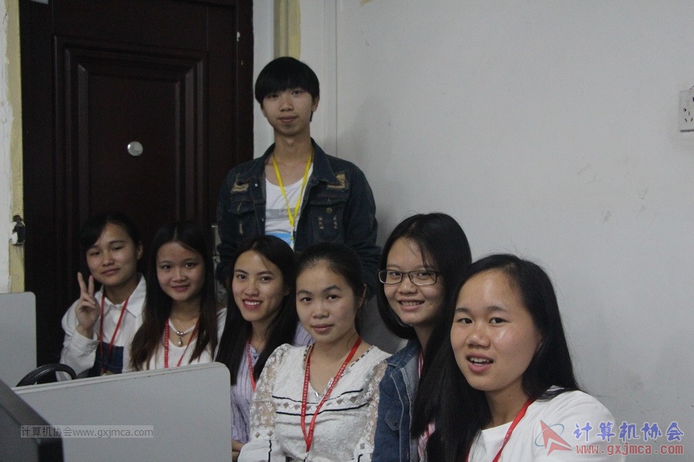 XH14JGBJX051.JPG