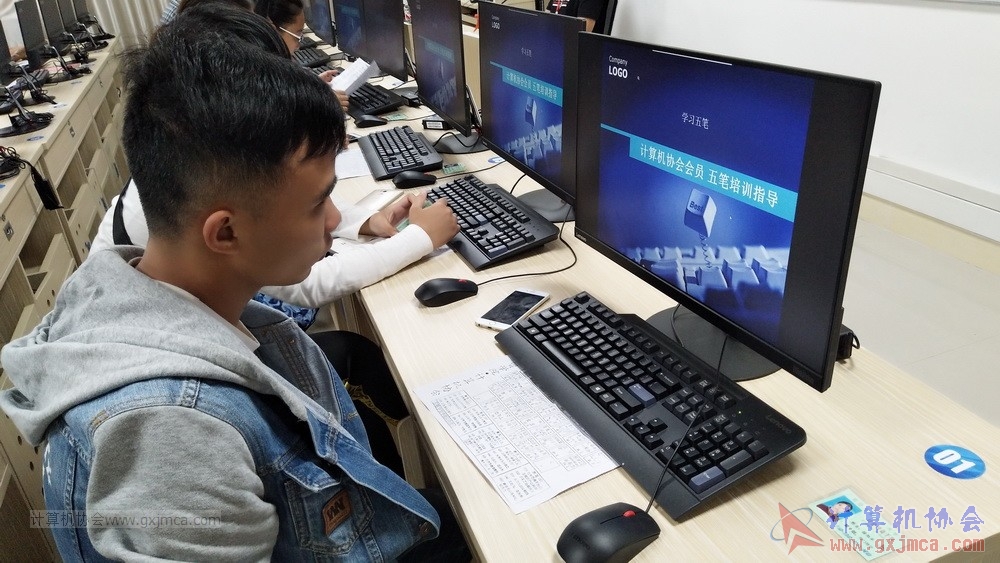 20171030wbpxd1k40.jpg