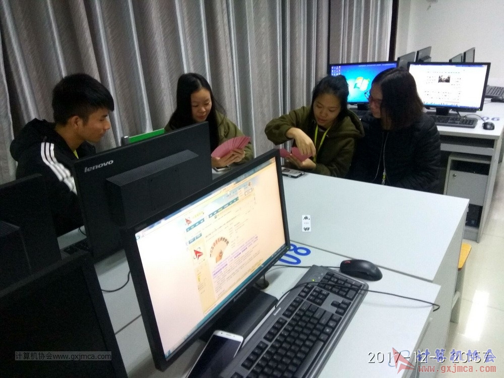 171208CAdzp_08.jpg