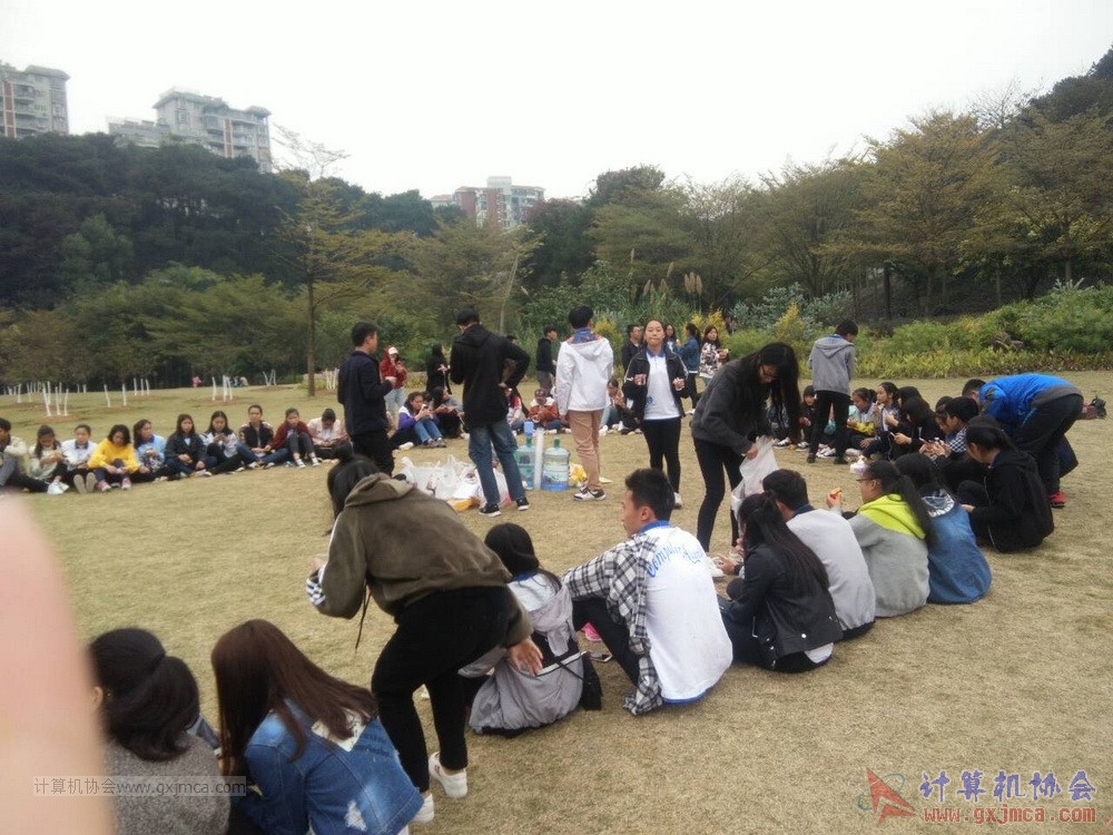 171210hwtdly440.jpg