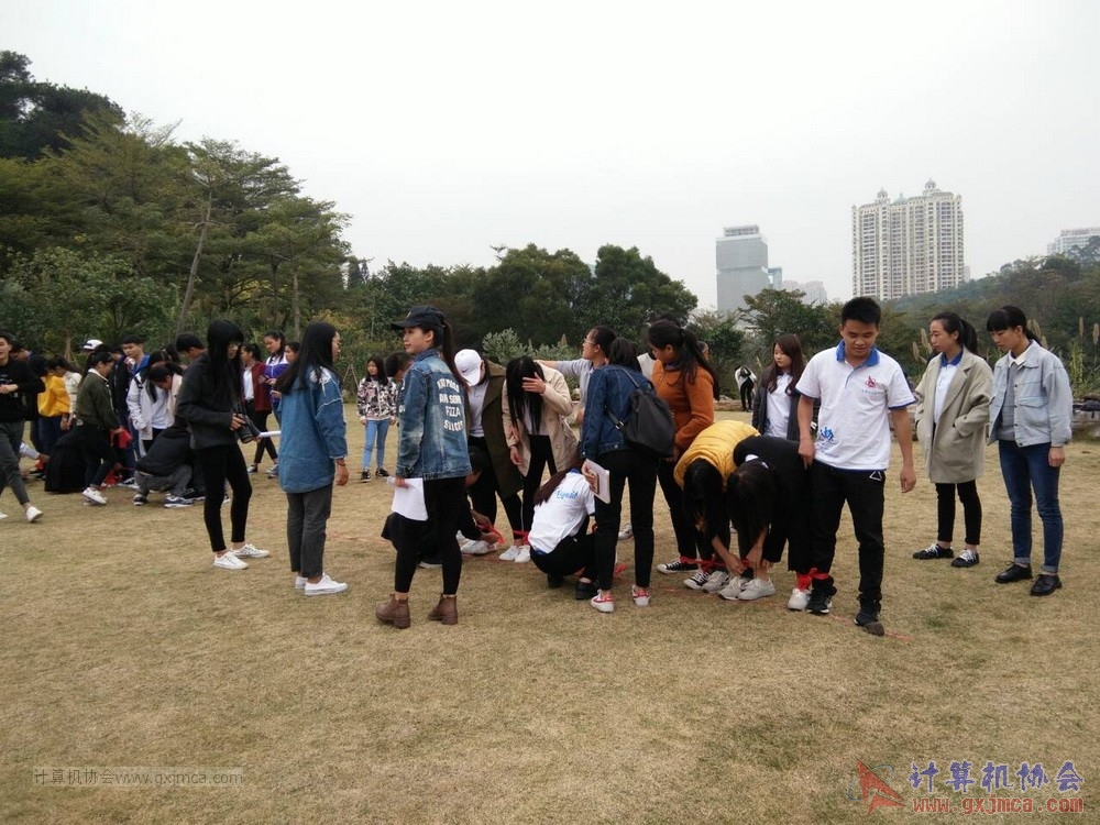 171210hwtdly464.jpg