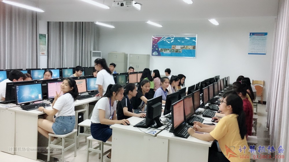 180517EXDZBGTBCLJHSYYPX13.jpg