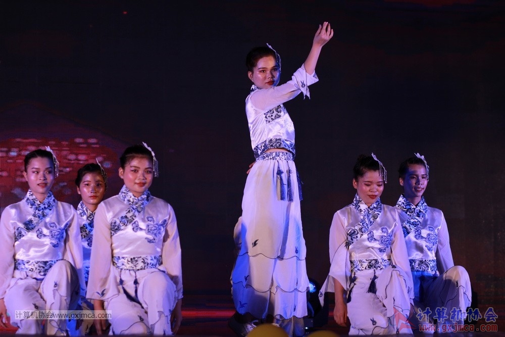 180525strzywh60.JPG