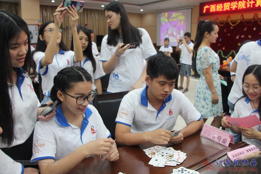 180609TLJJS137.JPG