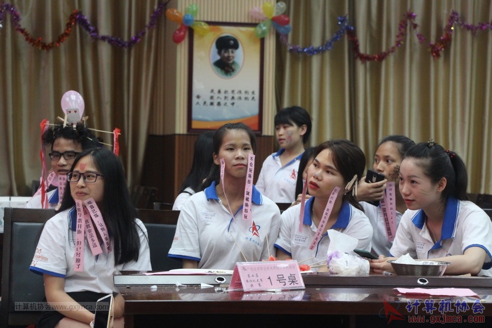 180609TLJJS263.JPG