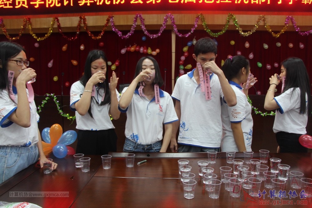 180609TLJJS280.JPG