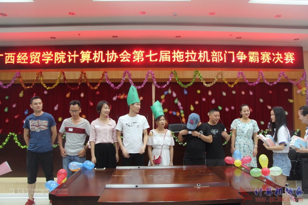 180609TLJJS316.JPG