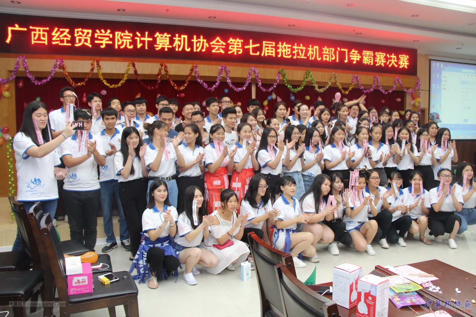 180609TLJJS320.JPG