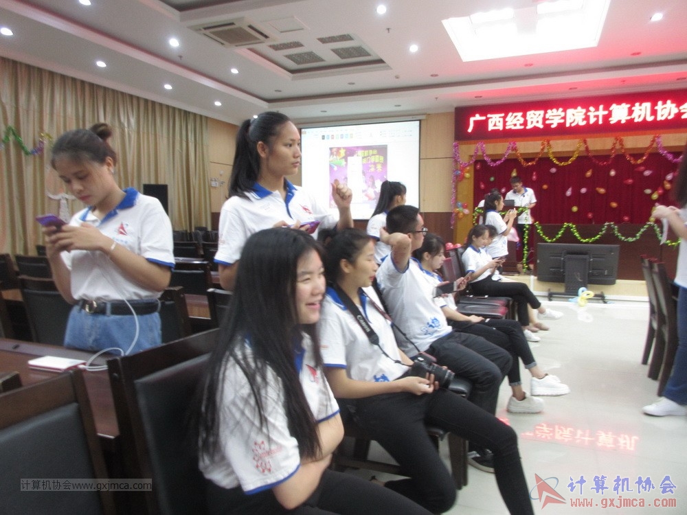 180609TLJJS326.JPG