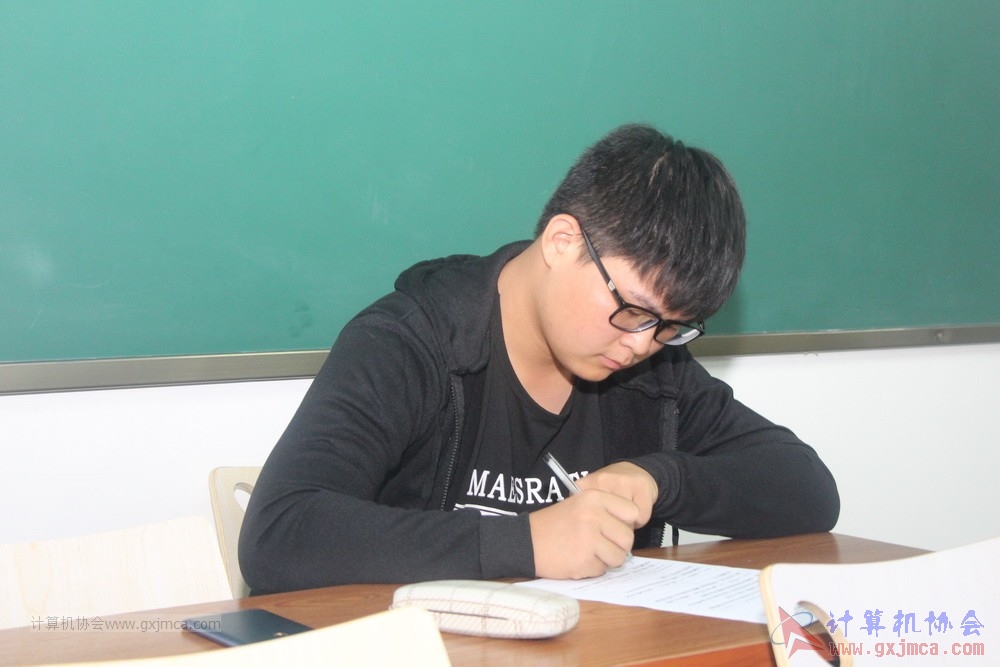 20181026YBGSZZLLKH096.JPG