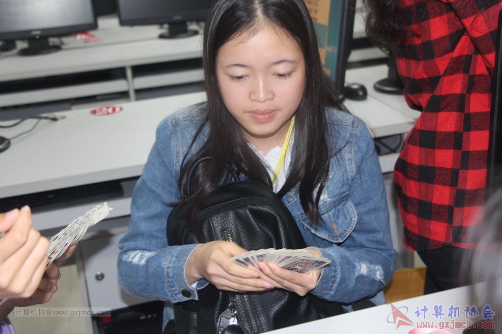 181117tljrmpx150.JPG