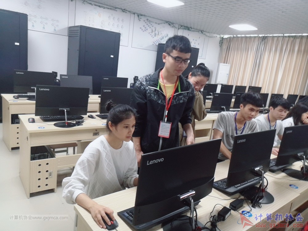 180320txcl18.jpg