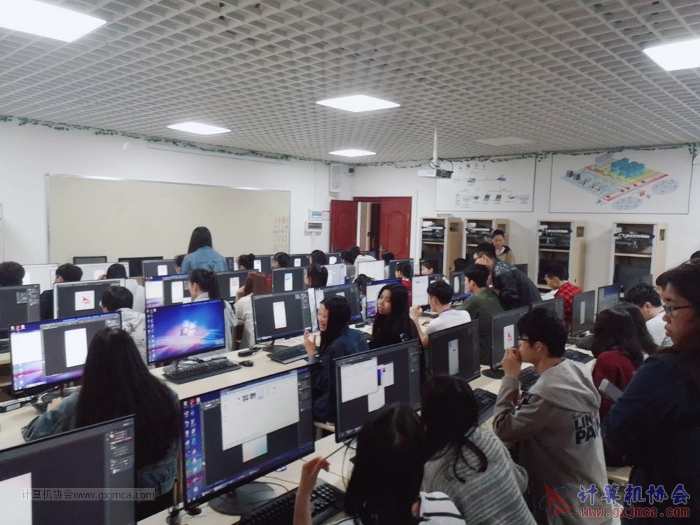 180320txcl37.jpg