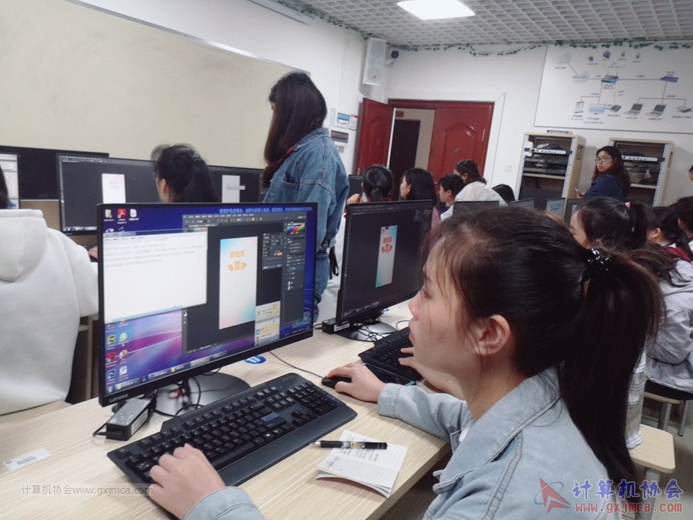 180320txcl38.jpg
