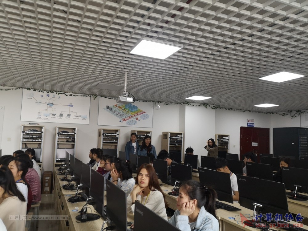 180320txcl58.jpg
