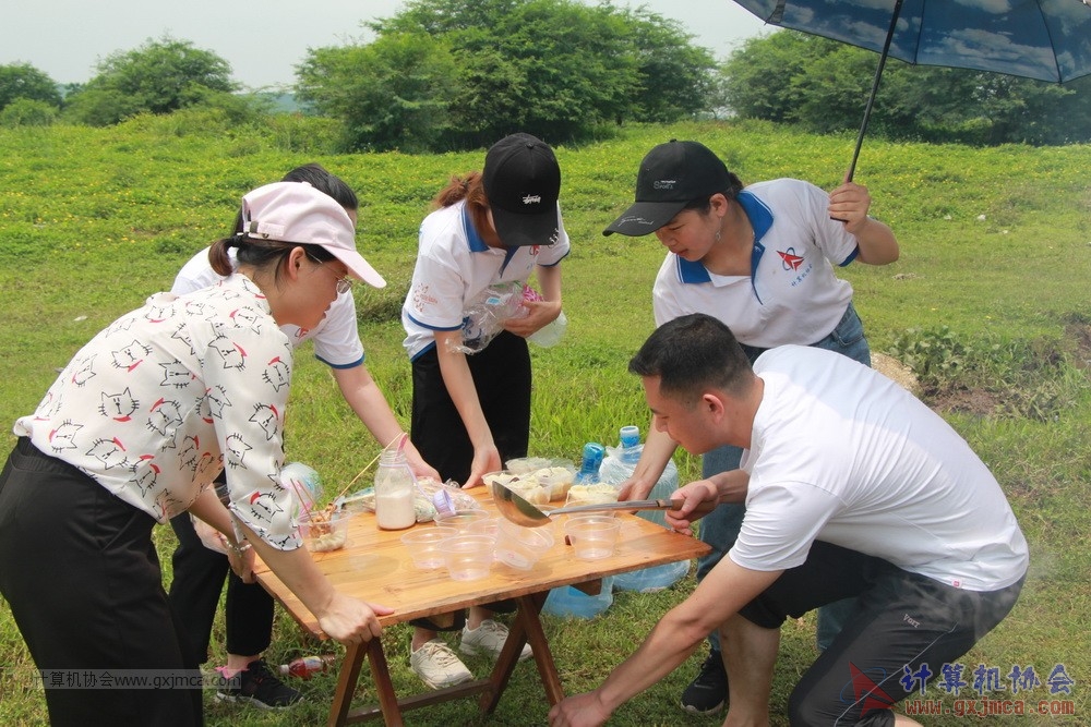 180512xhcy325.JPG