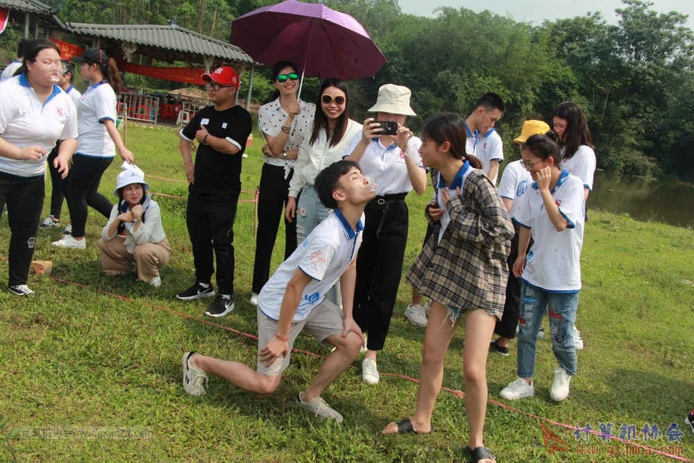 180512xhcy496.JPG