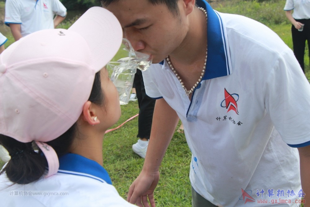 180512xhcy570.JPG