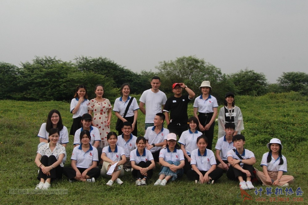 180512xhcy742.JPG