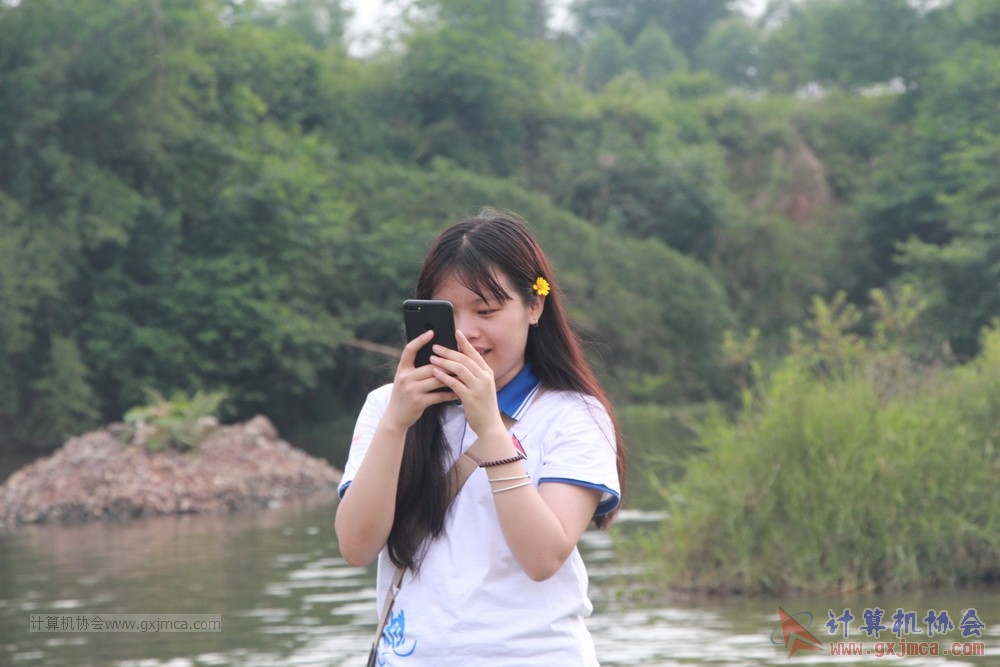 180512xhcy771.JPG