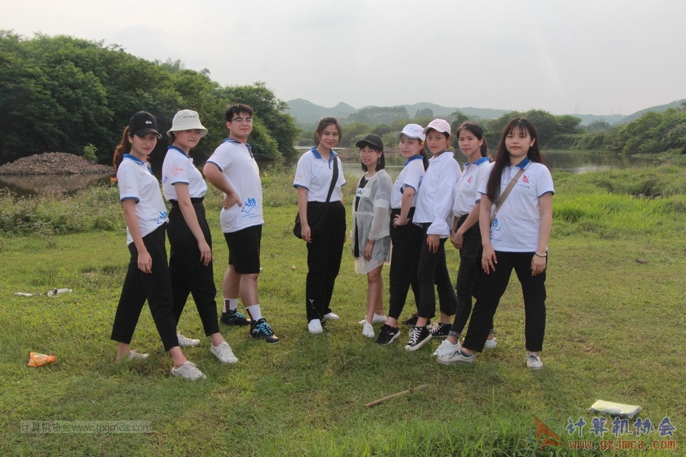 180512xhcy795.JPG