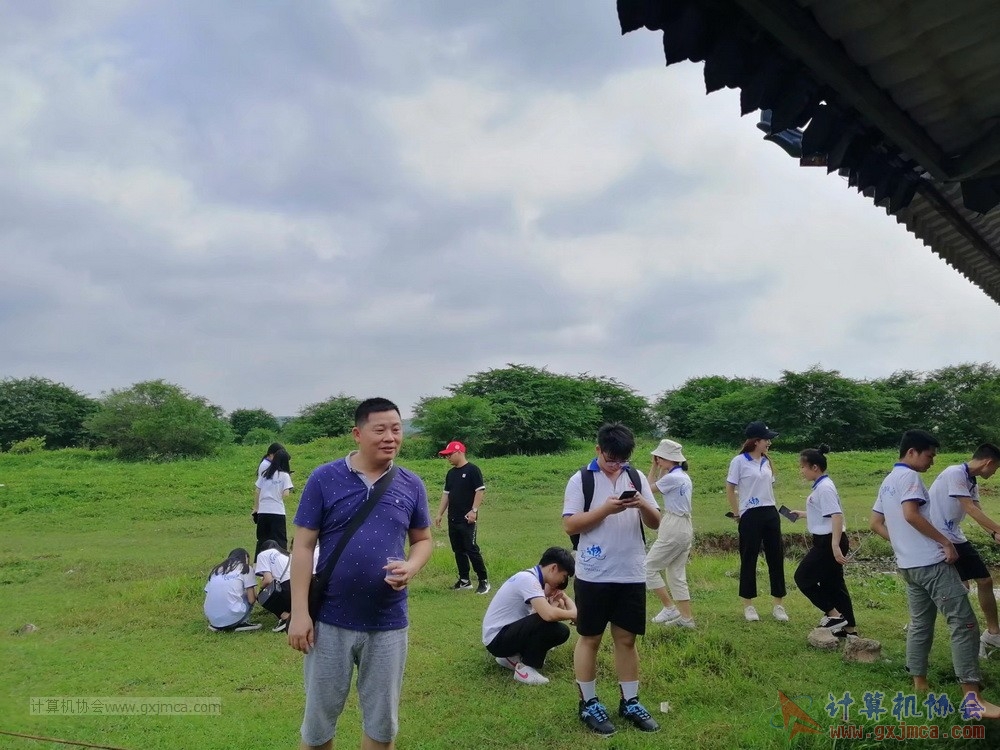 180512xhcy006.jpeg