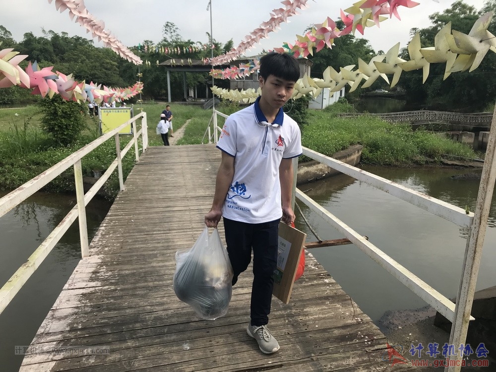 180512xhcy084.JPG
