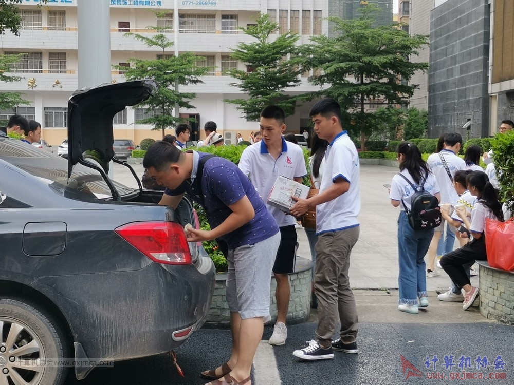 180512xhcy157.jpg