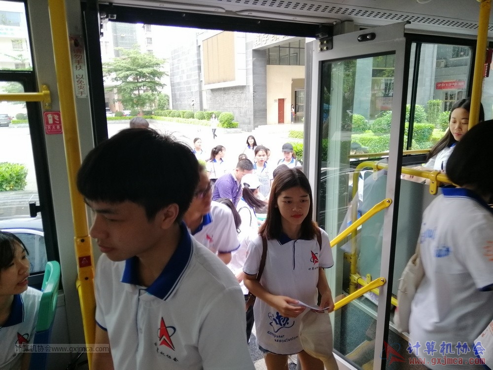 180512xhcy167.jpg