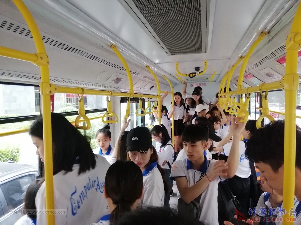 180512xhcy173.jpg