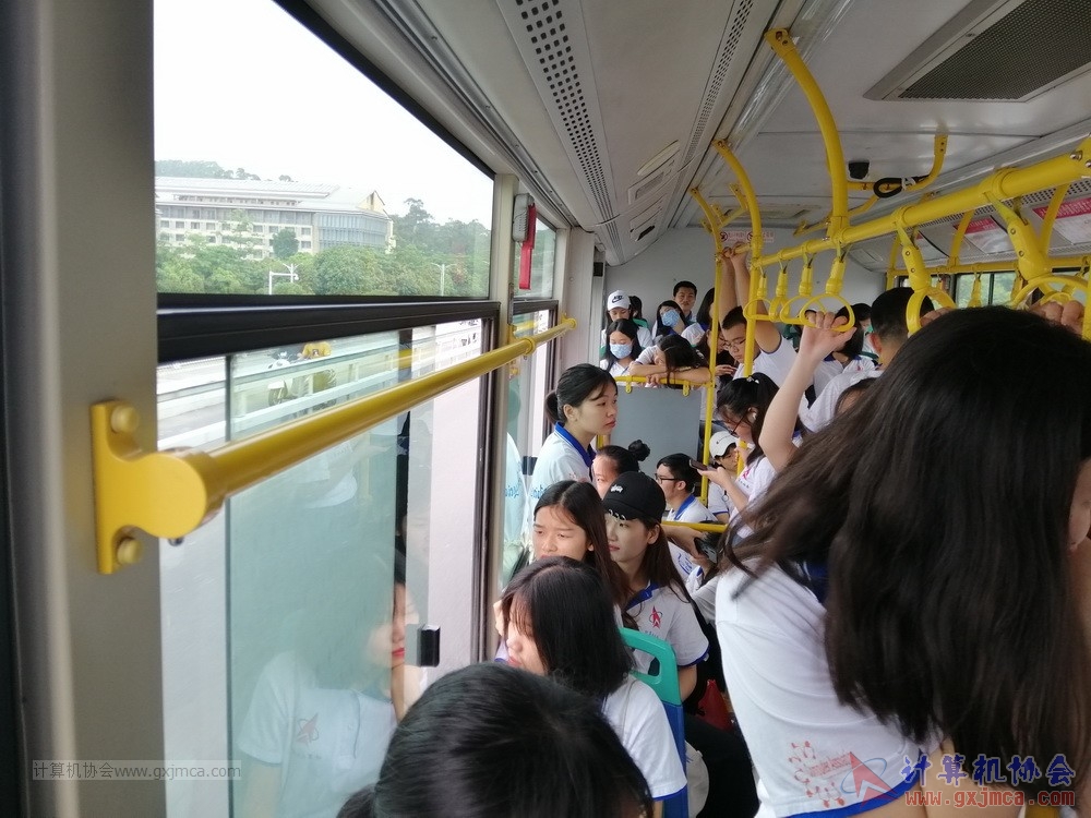 180512xhcy177.jpg