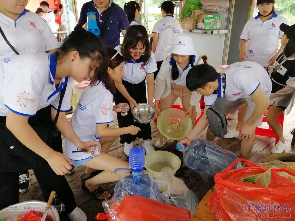 180512xhcy209.jpg